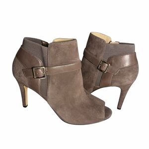 Marc Fisher  Shimmee Taupe Suede Ankle Booties Sz 9.5